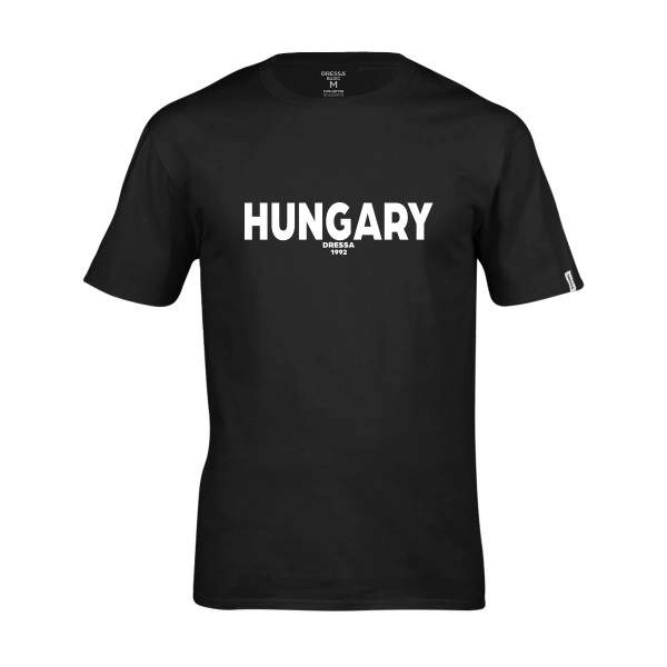 Dressa Hungary feliratos környakú rövid ujjú pamut póló – fekete | KÜLÖN CSOMAG |