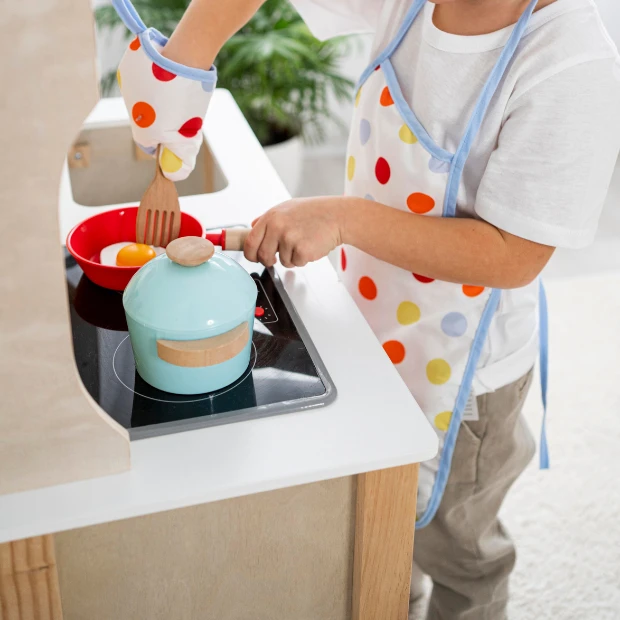 Gyerek konyha/kiegészitők/háztartás